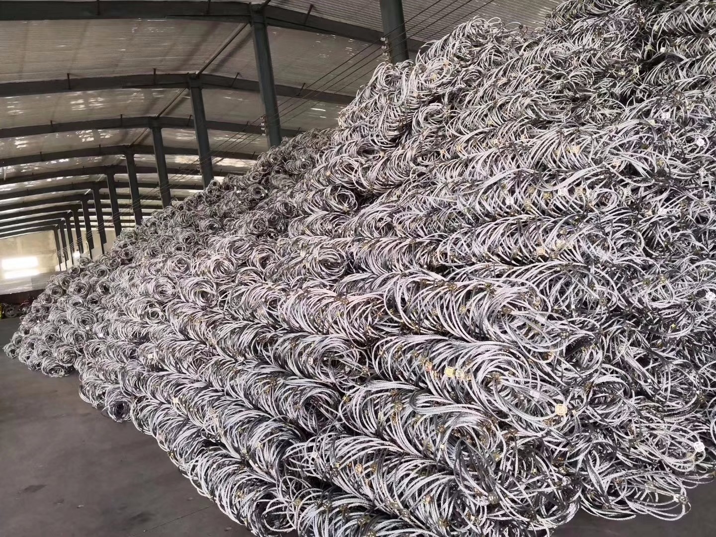 山體滑坡防護網(wǎng)