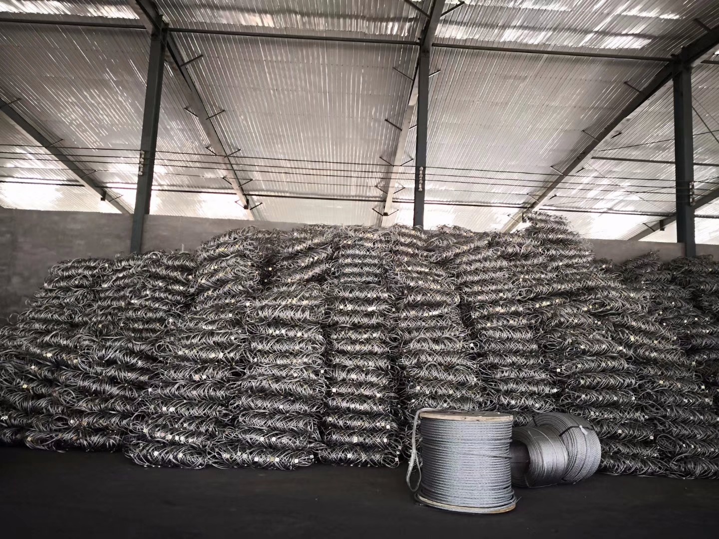 山體滑坡防護網(wǎng)