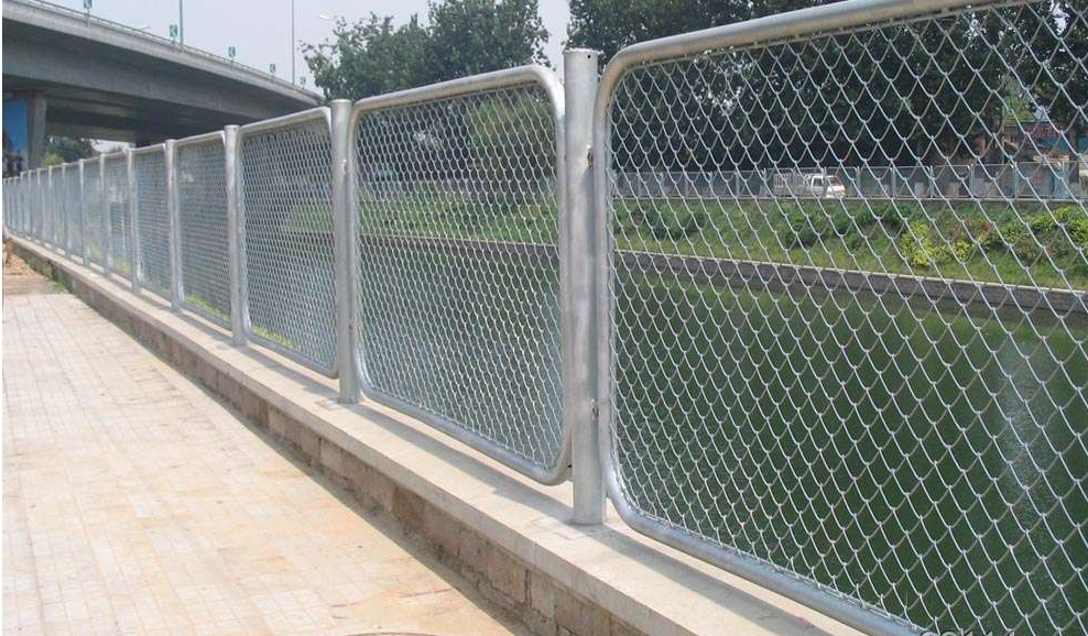 金屬?lài)鷻诰W(wǎng)