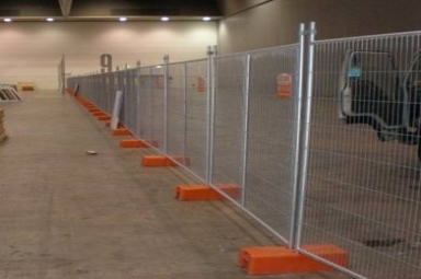 出口加拿大臨時護(hù)欄網(wǎng)