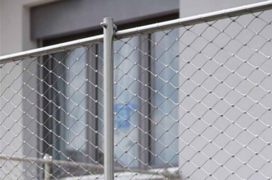 隱形防護(hù)網(wǎng)